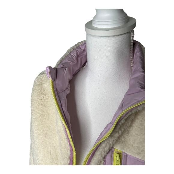 Athleta Girl So Toasty Reversible Sherpa Vest Warm Fuzzy Size XL/14 EUC Purple - Picture 8 of 12